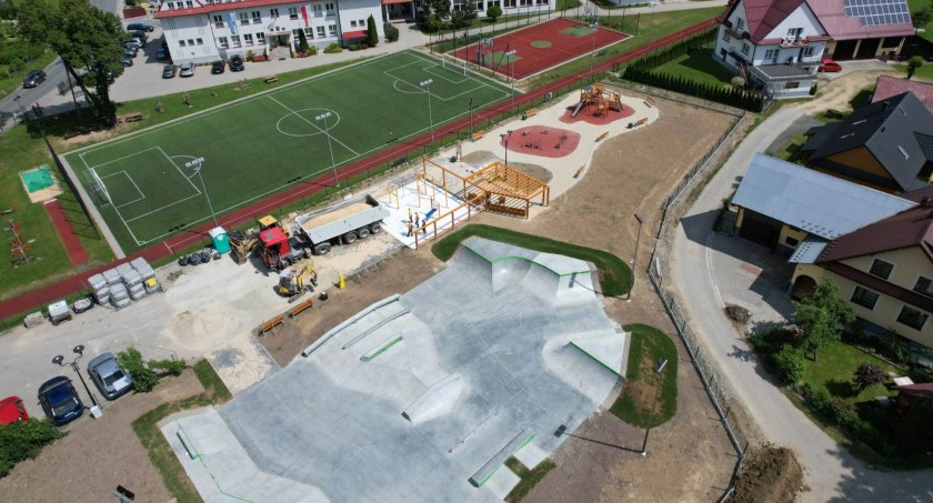 Skatepark w Bystrej Podhalańskiej niemal gotowy 
