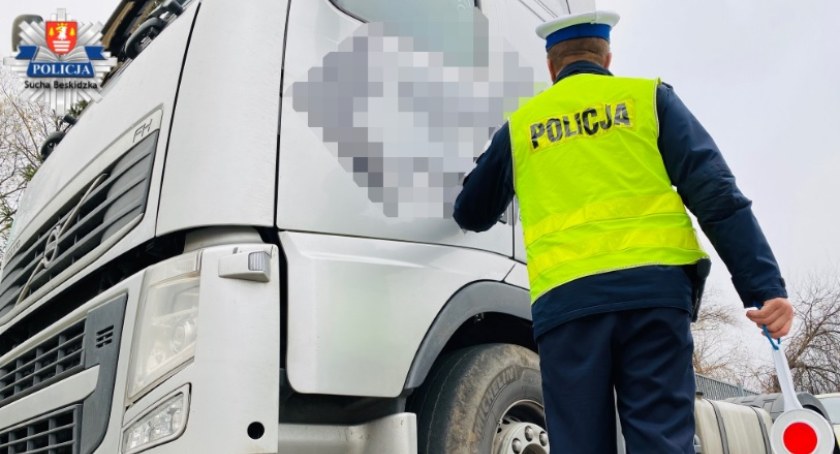 Miał prawie trzy promile i jechał… ciężarówką! 