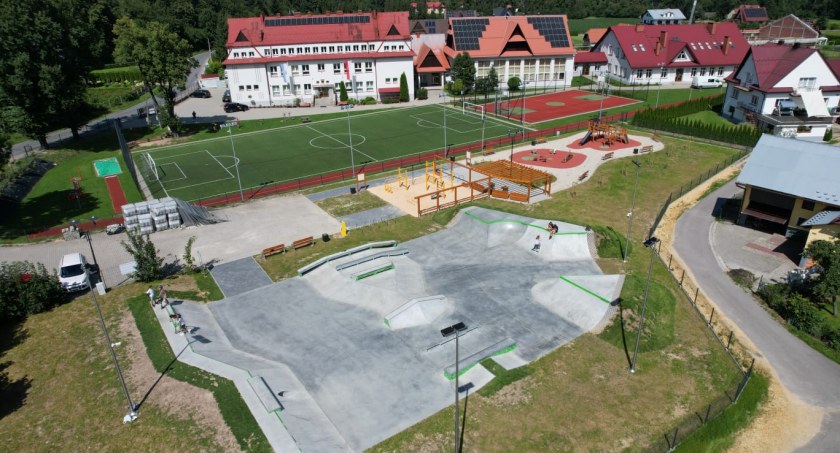 Skatepark w Bystrej Podhalańskiej odebrany! Robi wrażenie 