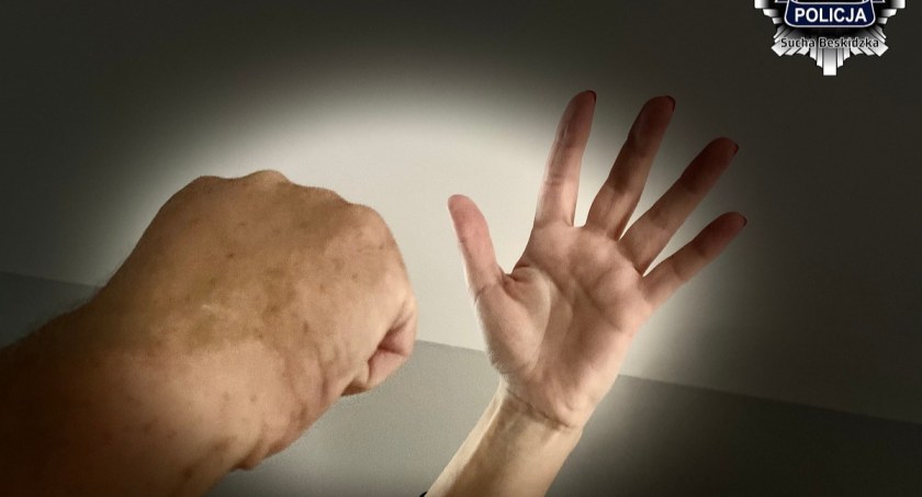 Pijany znęcał się psychicznie i fizycznie nad rodziną