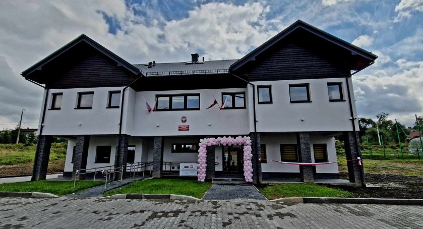 Wielka radość w Lachowicach: Nowe przedszkole hucznie otwarte 