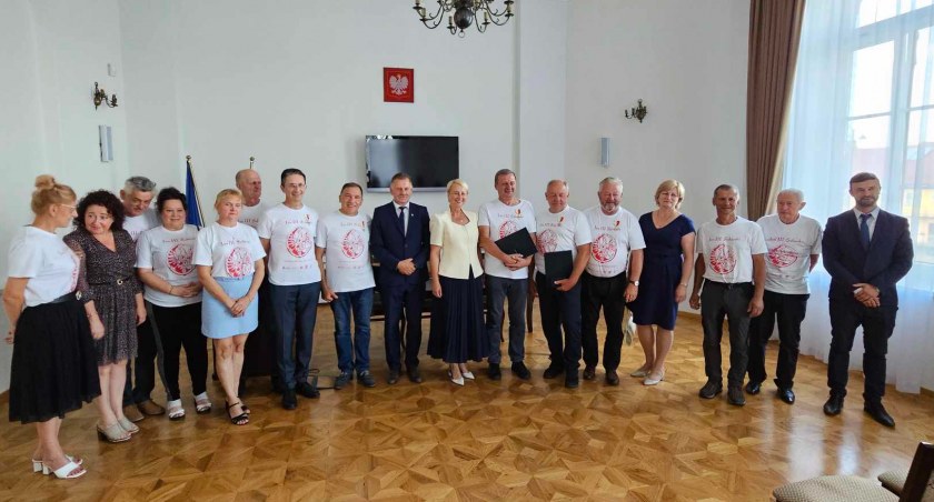 Honorowi obrońcy pamięci: Uroczyste wręczenie Krzyży Małopolski w Jordanowie