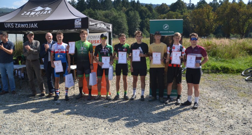 Uczniowie zaczęli sportowy rok szkolny 2023/2024 w Zawoi