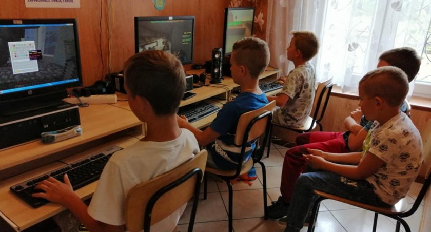 Świetlice wiejskie zostaną doposażone. Sejmik przyznał dotacje