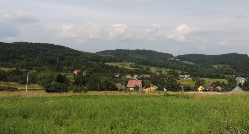PODBABIOGÓRZE ZNANE I NIEZNANE – rowerem przez Błądzonkę 