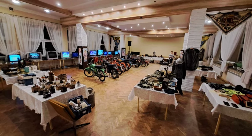 Nostalgiczna podróż w czasie: Inicjatywa MDP Lachowice prezentuje technikę z lat 80. i 90.