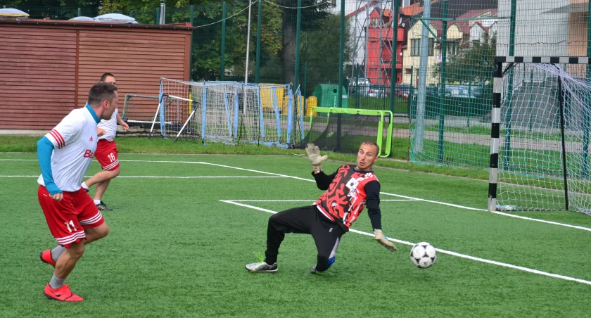 Amatorzy wpadają na ostatnią prostą 