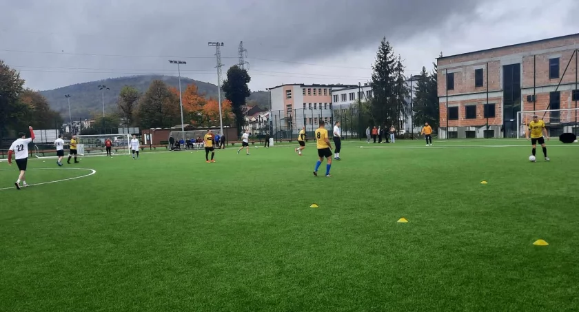 Kolejka niewykorzystanych szans 