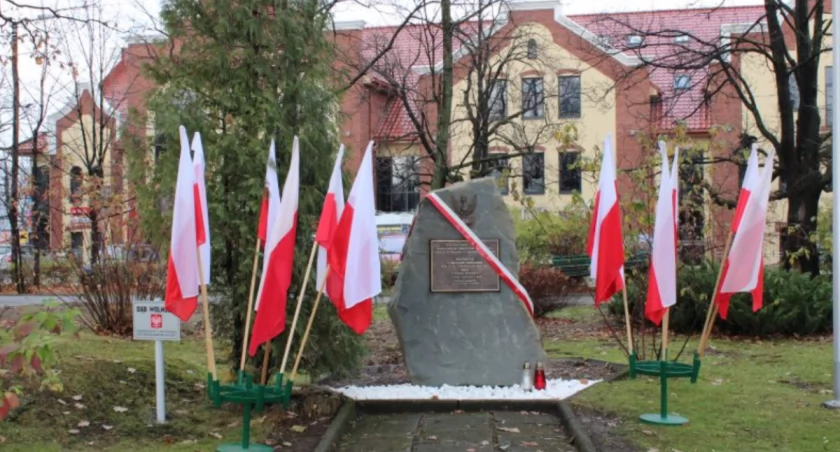 Niepodległa w Serca Wpisana: Jordanów Świętuje 11 Listopada!
