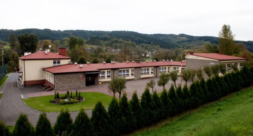 Nauczyciele do kontenerów!