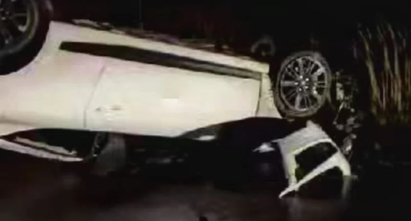 Wypadek w Sidzinie: Młody kierowca Renault dachował