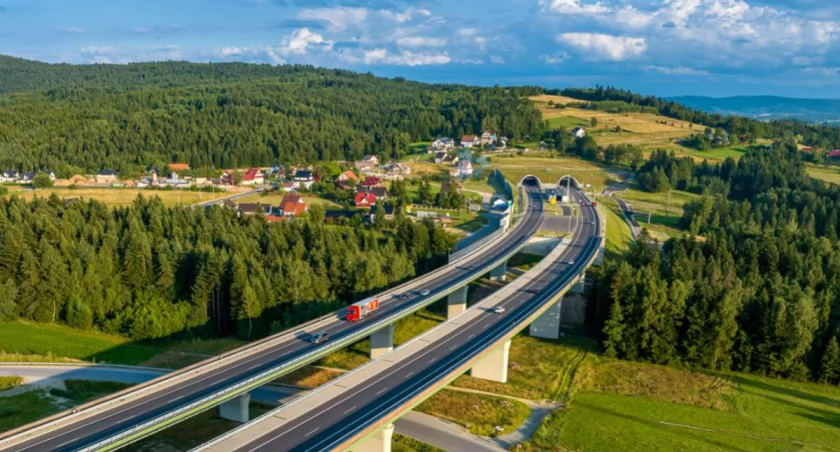 Tunel ma roczek – padły rekordy!