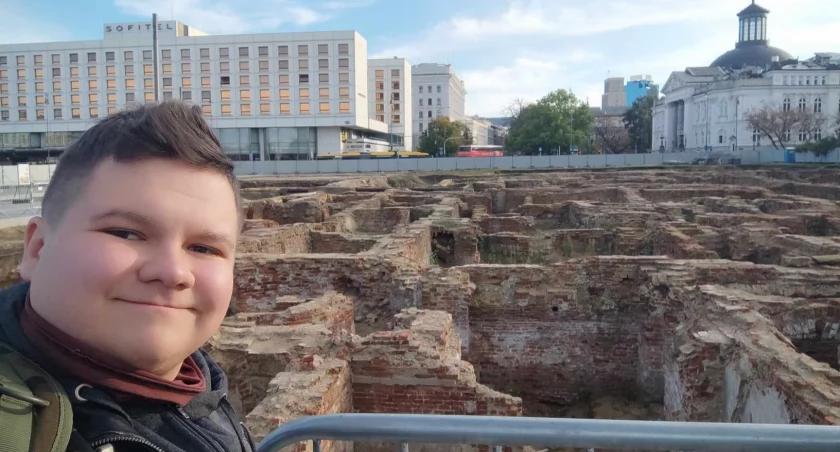 Kamil Szynal: Jak żyć na 100% - inspirująca prelekcja na Forum Młodzieżowym