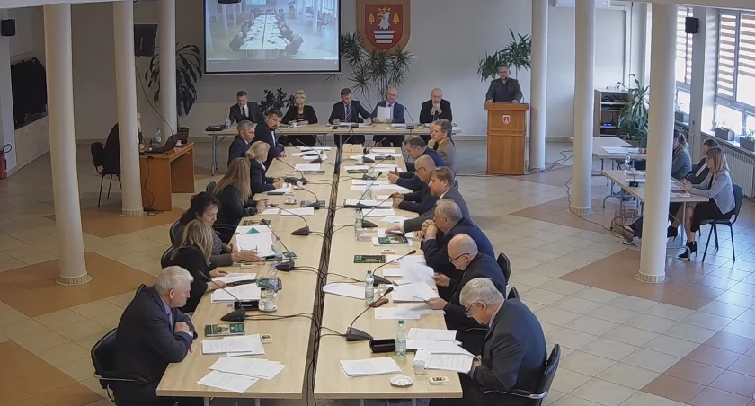 Odśnieżanie w Powiecie Suskim: 70 tysięcy dziennie na śnieg