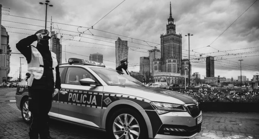 Zawyją syreny w całej Polsce