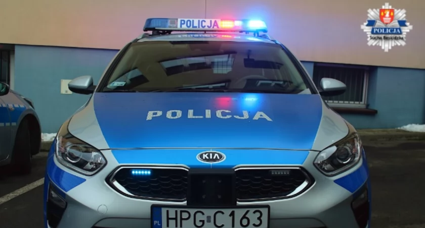 Zawiadomił policjantów o wykroczeniu, którego nie było, aby... ratować „piratów drogowych