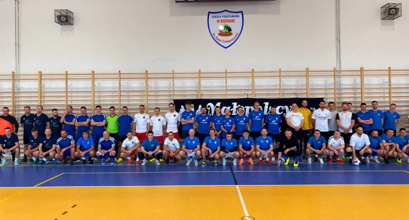 (VIDEO, FOTO) Charytatywne granie dla Domu Dziecka w Łętowni