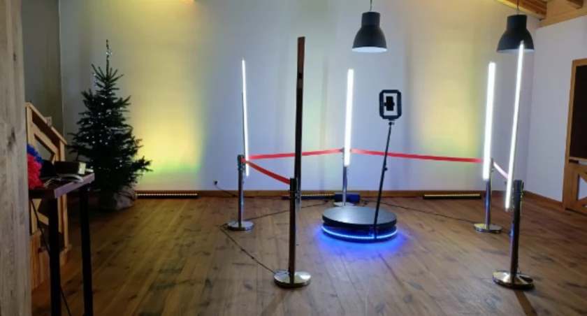 Odkryj Radość Fotografii w Nowym Wymiarze z Crazyfoto360 – Twoja Impreza Będzie Hitem!
