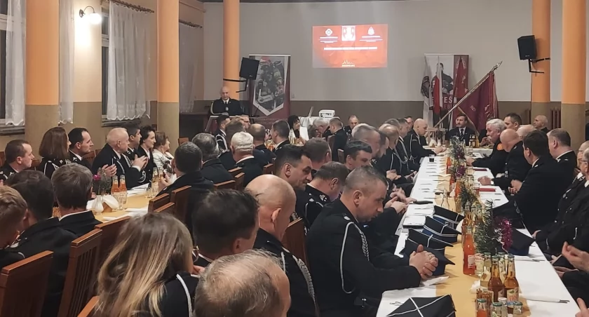 Strażacy podsumowali rok i łamali się opłatkiem 