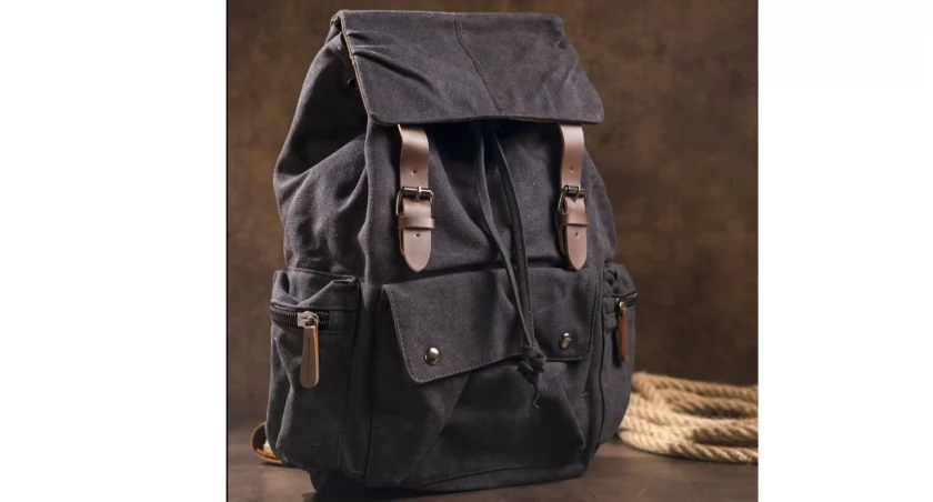 Co jest lepsze do przenoszenia laptopa: plecak czy torba?