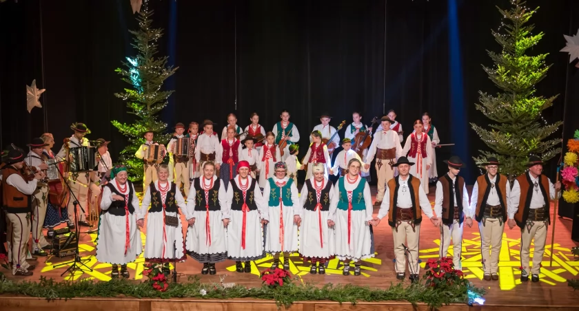 Zbyrcok z Juszczyna oczarował publiczność w Makowskim Centrum Kultury (wideo)