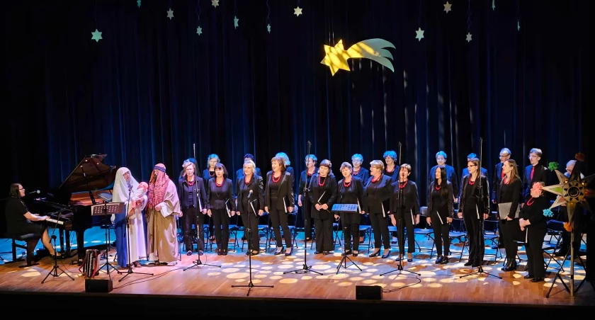 Miejski chór „Jasień” dał koncert kolęd i pastorałek (wideo) 