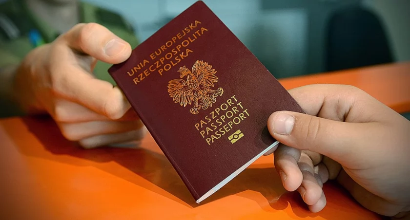 Szturm po paszporty jakiego nie było od lat. Także w powiecie suskim