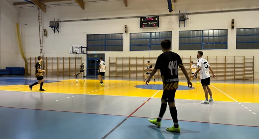 Kolejka bogata w emocje i niewykorzystane szanse 