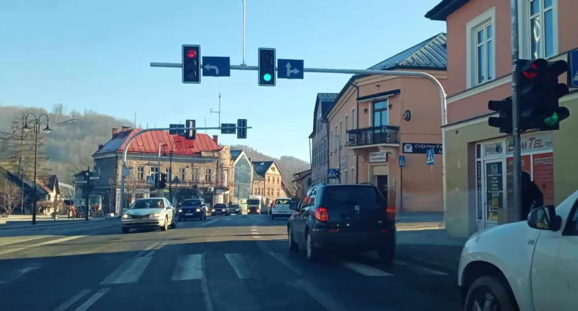 Powrót sygnalizacji w Suchej Beskidzkiej!
