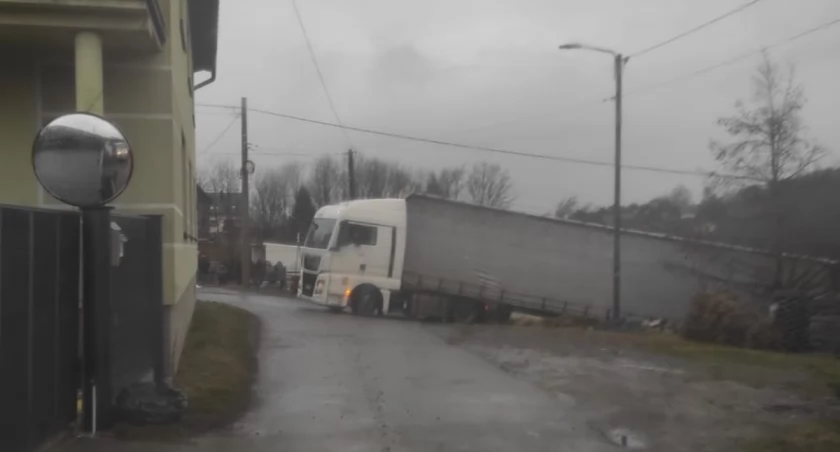 Zbagatelizował znak i niemal utknął 