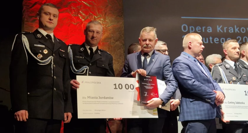 Jordanowscy strażacy docenieni w województwie 