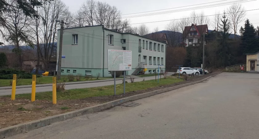 Plac św. Jana Pawła II w Skawicy będzie poddany rewitalizacji! Co się zmieni? 