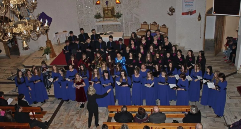 Zaproszenie na koncert Pieśni Wielkopostnych STABAT MATER