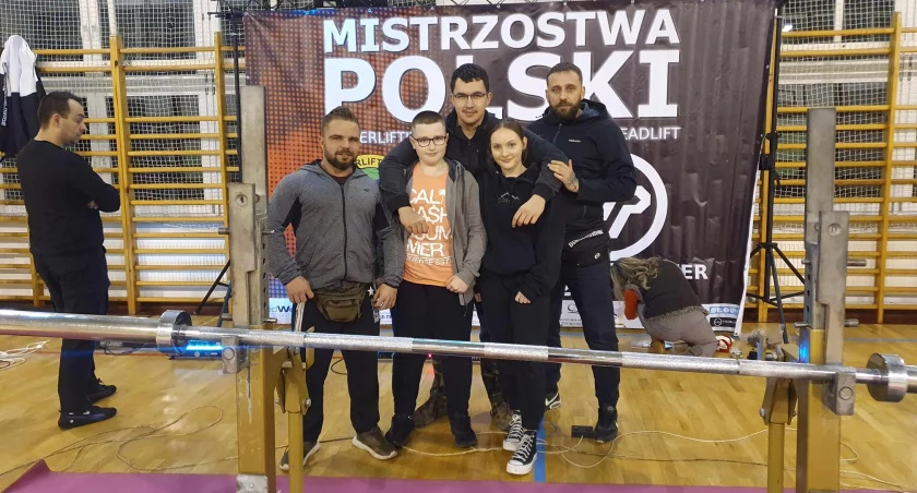 Zawodnicy z Bogo GYM Team z medalami mistrzostw Polski