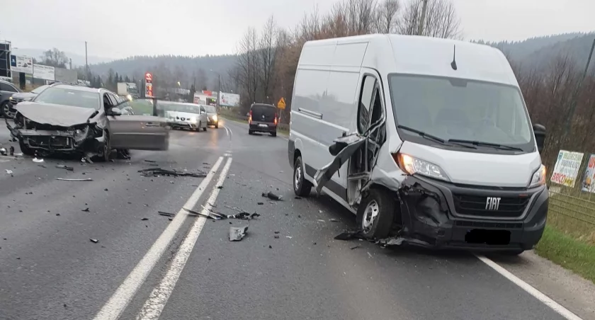 Poranna kolizja na drodze krajowej