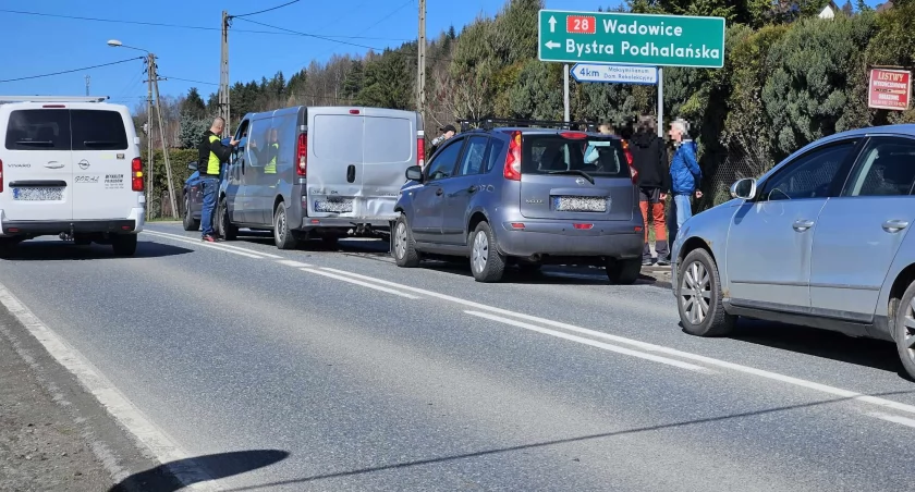 Trzy auta rozbite na drodze krajowej 