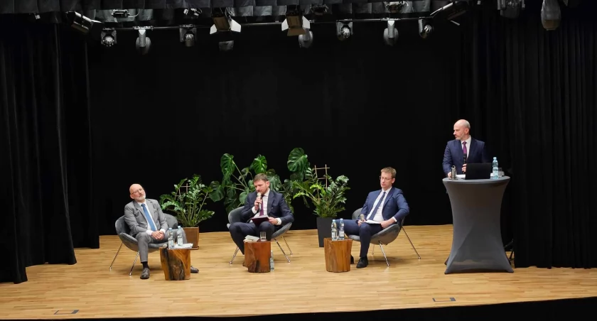 Pierwsza taka debata w historii naszego powiatu