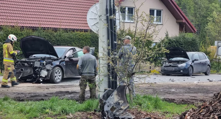 Wypadek w Bystrej Podhalańskiej. Dwie osoby poszkodowane 