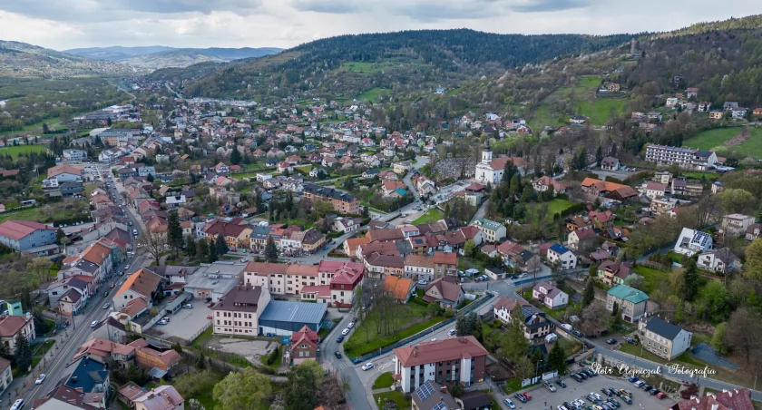 Frekwencja z godziny 12:00 - druga tura wyborów na Burmistrza i Wójta