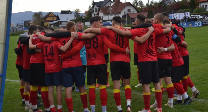 B-KLASA PODHALAŃSKA: Unia Naprawa wykonała wyrok, hat-trick Masteli