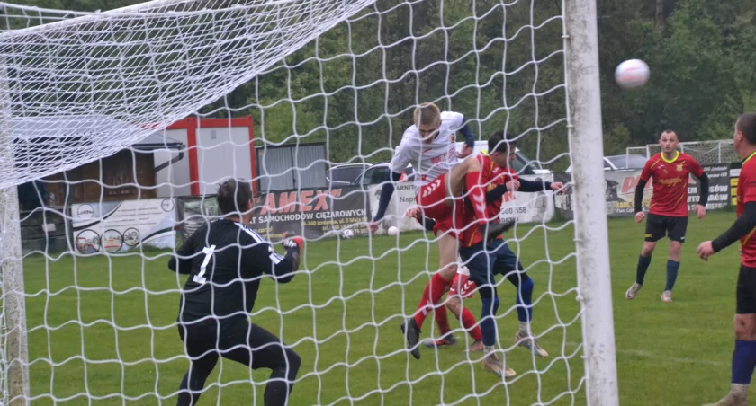 B-KLASA PODHALAŃSKA: 3:0 to niebezpieczny wynik i przekonała się o tym Unia Naprawa