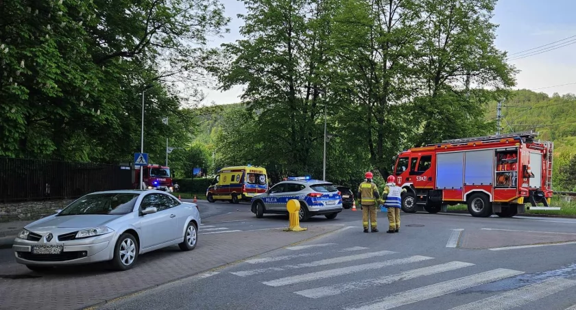 Sucha Beskidzka: Kraksa na Zamkowej 