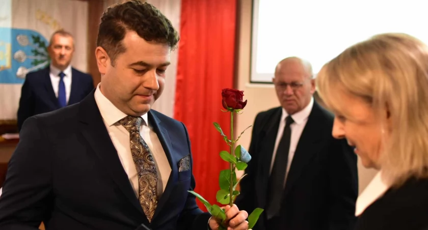 Michał Surmiak zaprzysiężony, nowa Rada Gminy Maków Podhalański również