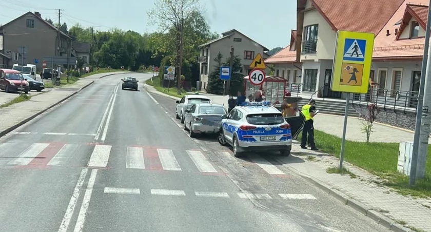 Stryszawa: Trzy auta uszkodzone 
