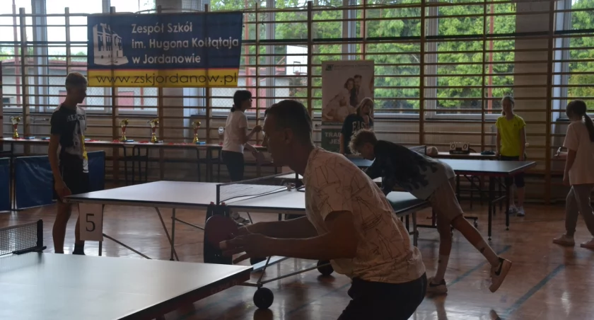 Tenisowe zmagania o Puchar Dyrektora ZS im. H. Kołłątaja w Jordanowie