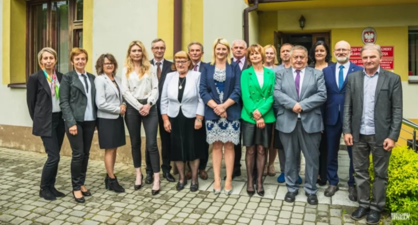 Rada Gminy w Zawoi z komisjami. Kto w nich zasiada?