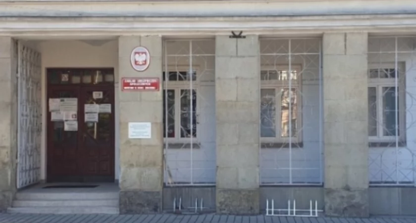 Czasowe utrudnienia w obsłudze klientów w Inspektoracie w Suchej Beskidzkiej