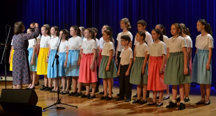 Uczniowie Szkoły Muzycznej I stopnia dali koncert na Dzień Matki 