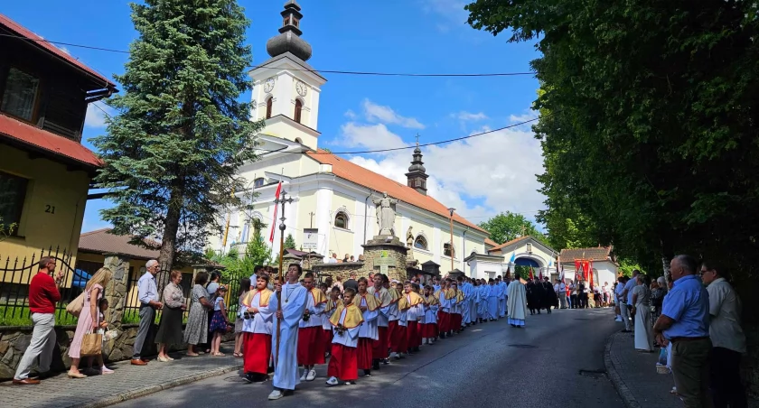 Procesja Bożego Ciała w Makowie Podhalańskim (zdjęcia i video)