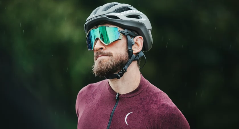 Jak wybrać kask rowerowy – najważniejsze kryteria
